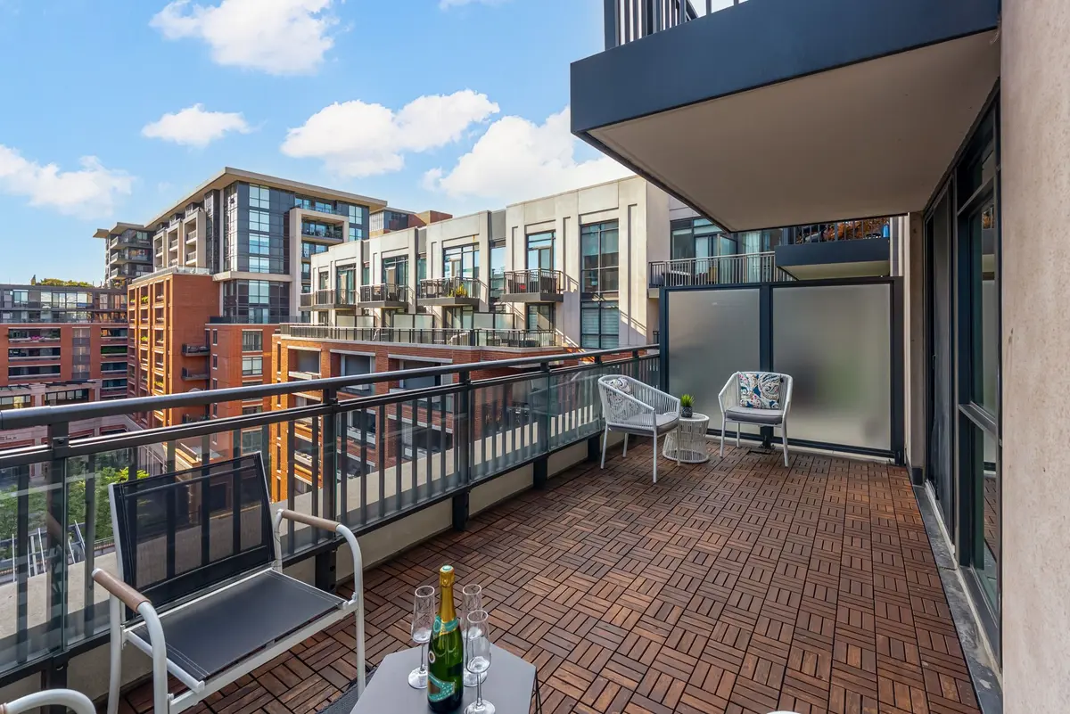 Toronto W04, ON M6A 0B7,36 Via Bagnato ST #743