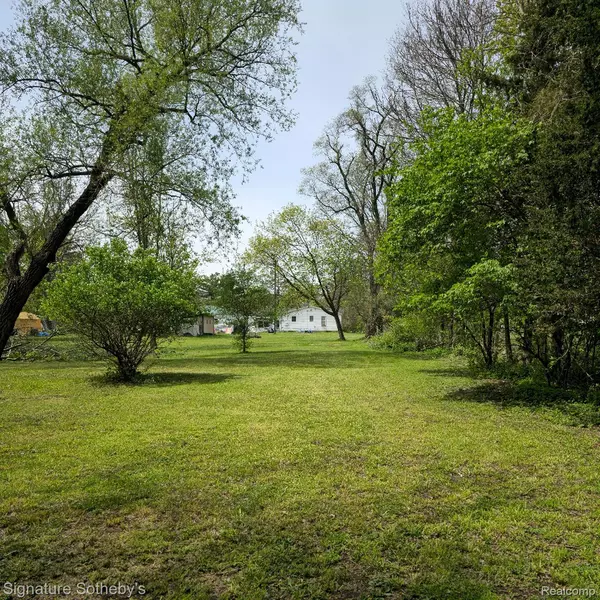 Redford, MI 48240,18220 INKSTER RD