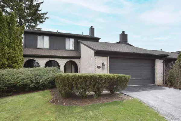 4255 WABEEK LAKE  DR S, Bloomfield Hills, MI 48302