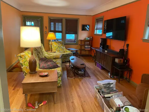 Redford, MI 48239,15550 LOLA DR