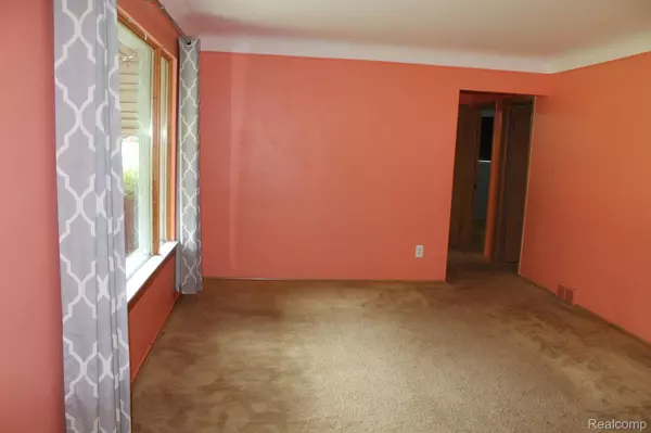 Redford, MI 48239,13401 MARION