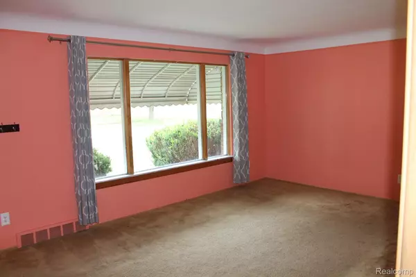 Redford, MI 48239,13401 MARION