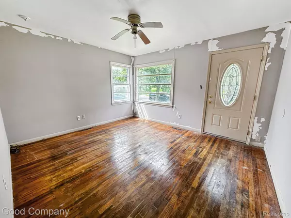 Pontiac, MI 48340,70 E YPSILANTI AVE