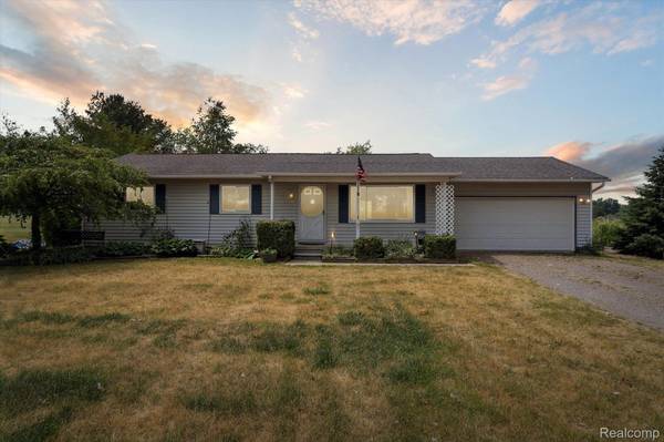 12612 JULMAR DR, Byron, MI 48418