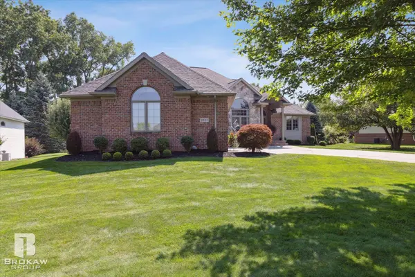 Davison, MI 48423,2227 Lily