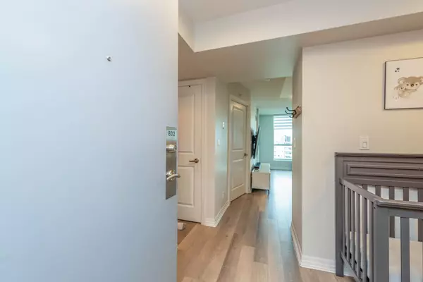 Toronto W10, ON M9W 0C6,80 Esther Lorrie DR #802