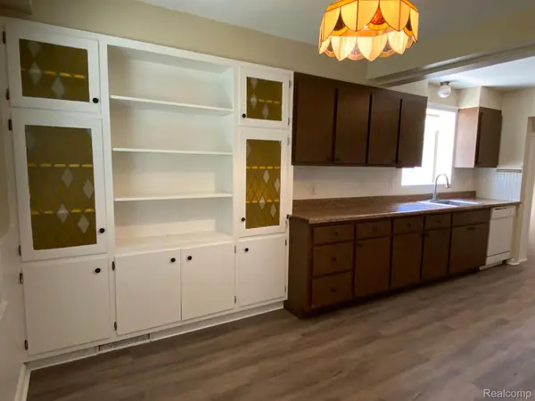 Harper Woods, MI 48225,20926 LENNON ST