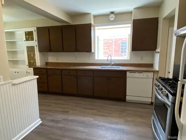 Harper Woods, MI 48225,20926 LENNON ST