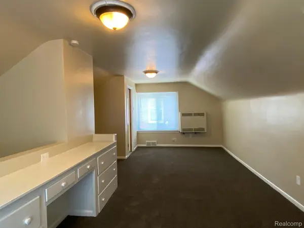 Harper Woods, MI 48225,20926 LENNON ST