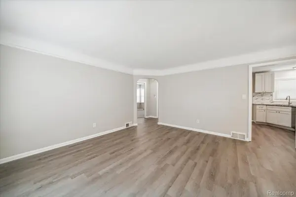 Redford, MI 48239,11696 APPLETON