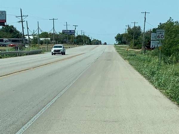 1203 St Hwy 22, Whitney, TX 76692