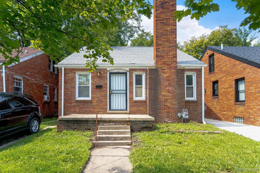 20173 IRVINGTON ST, Highland Park, MI 48203