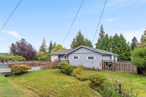 450 Aurora St, Parksville, BC V9P 1L3