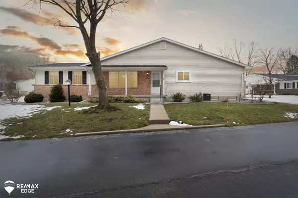 3337 Field Rd #A9, Clio, MI 48420