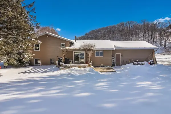 Traverse City, MI 49684,13884 S Bayview Drive