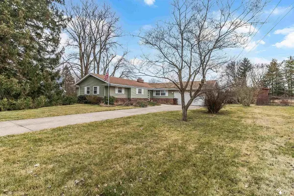 2471 Sunnydale, Temperance, MI 48182