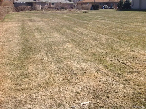 Sterling Heights, MI 48312,37608 ANDREW (lot 46) DR