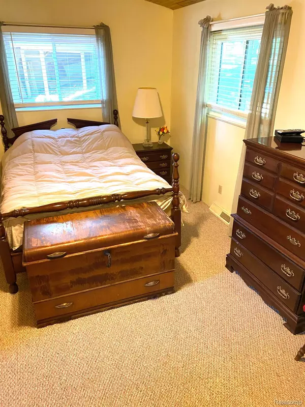 Stanwood, MI 49346,11136 E ROYAL RD