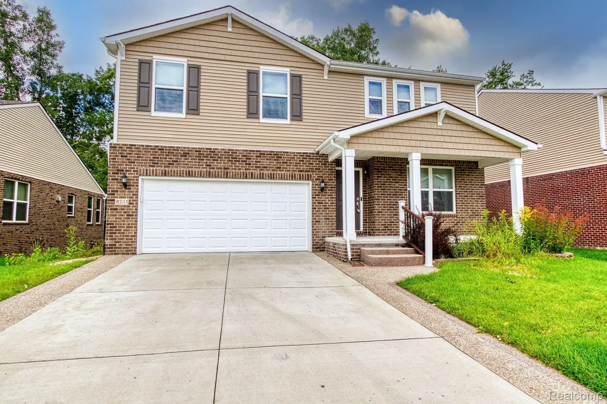 8241 QUINCY DR, Westland, MI 48185