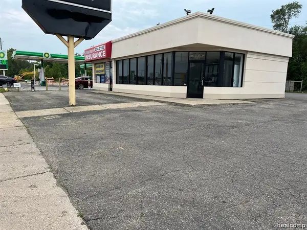 Flint, MI 48503,810 S Dort HWY