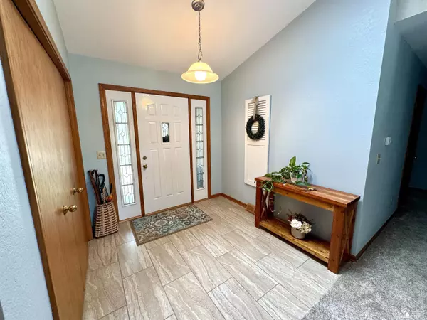 Lambertville, MI 48144,6991 Streamview DR