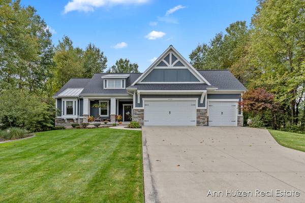 9495 Douglas Fir CT NE, Sparta, MI 49345