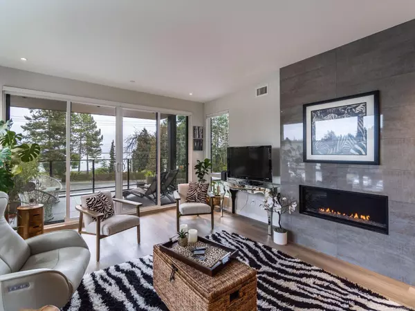 Parksville, BC V9P 0G4,100 Lombardy St #201