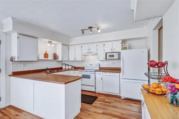 Nanaimo, BC V9S 1B1,1618 Fuller St