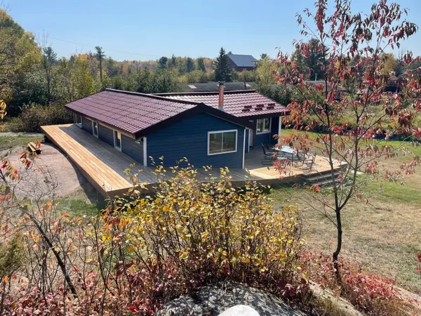 596C Ham Lake RD E, Killarney, ON P0M 1A0