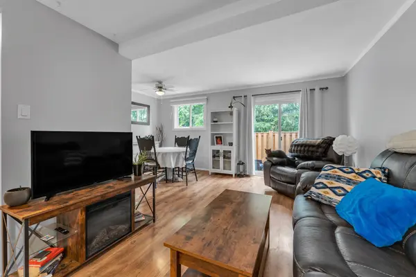 Kingston, ON K7M 7R8,1028 Craig LN