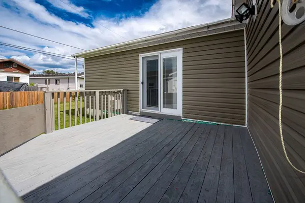 Timmins, ON P4N 0C8,14 Michael AVE