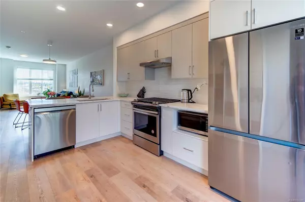 Colwood, BC V9C 0P7,3501 Dunlin St #103