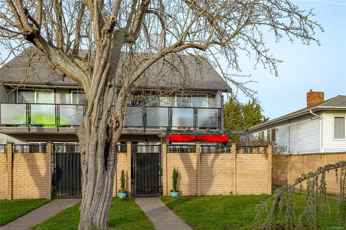 Victoria, BC V9A 3H2,734 Wilson St #1