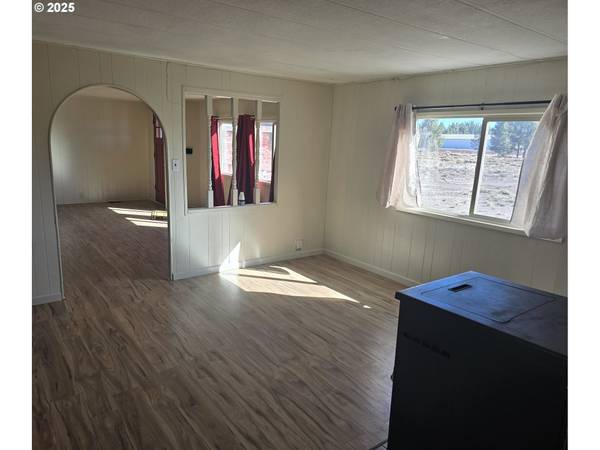 100120 HIGHWAY 97, Chemult, OR 97731