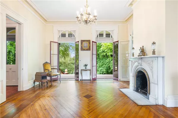 Staten Island, NY 10306,24 Saint Stephens PL