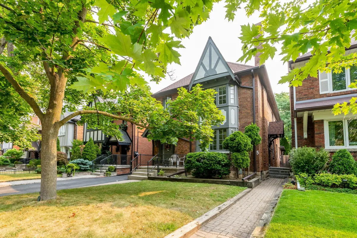 Toronto C04, ON M4N 2S2,7 Cardinal PL