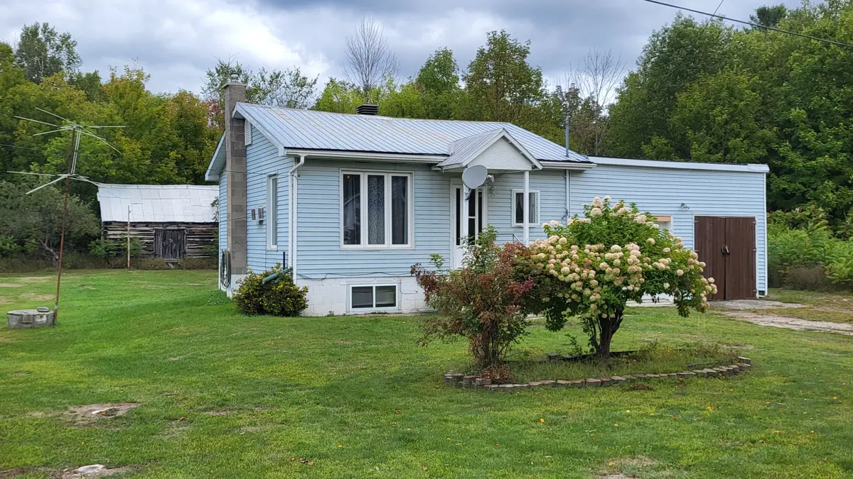 Horton, ON K7V 3Z8,1650 Eady RD