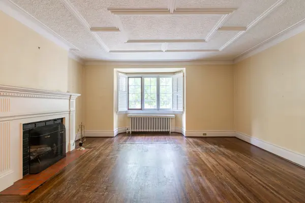 Toronto C04, ON M4N 2S2,7 Cardinal PL