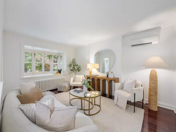 Toronto E06, ON M1N 2W9,45 Hunt Club DR