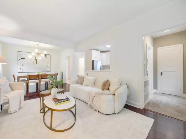 Toronto E06, ON M1N 2W9,45 Hunt Club DR