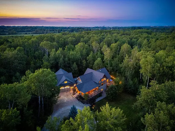 Clearview, ON L9Y 3Y9,6 Forest PATH