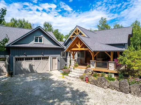 Clearview, ON L9Y 3Y9,6 Forest PATH