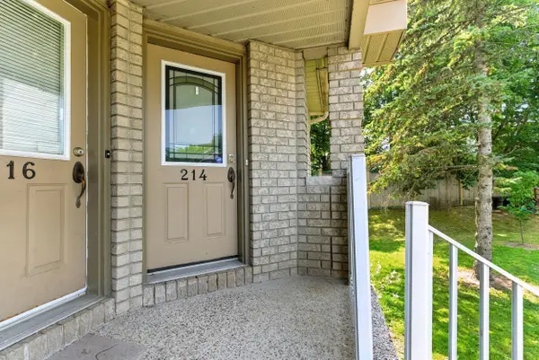 Hunt Club - South Keys And Area, ON K1G 5P9,214 Briston Private