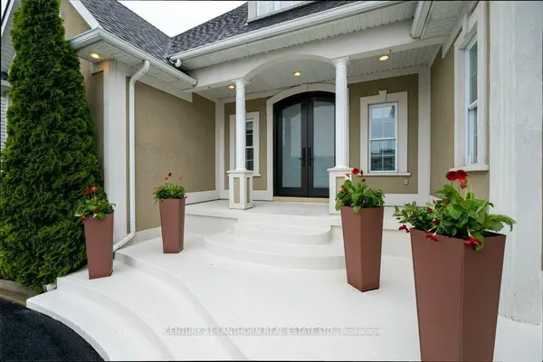 Loyalist, ON K7N 1X7,62 Davey CRES