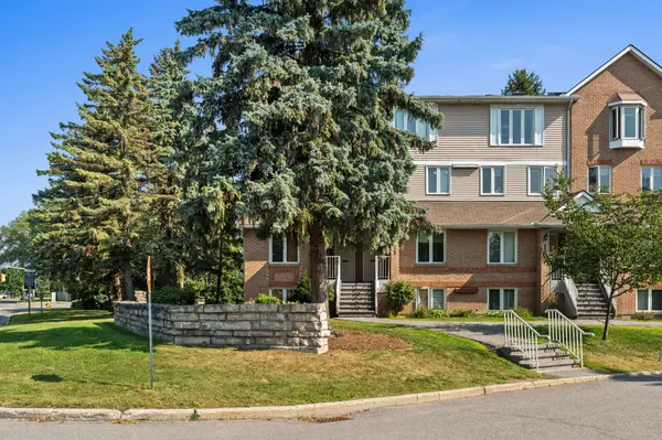 Orleans - Convent Glen And Area, ON K1C 4N4,6501 Bilberry DR #B