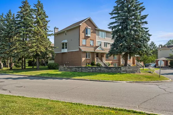 Orleans - Convent Glen And Area, ON K1C 4N4,6501 Bilberry DR #B