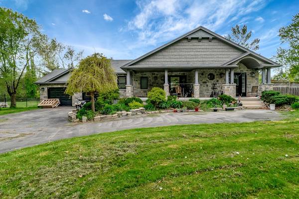 1392 Doon Village RD, Kitchener, ON N2P 1A5