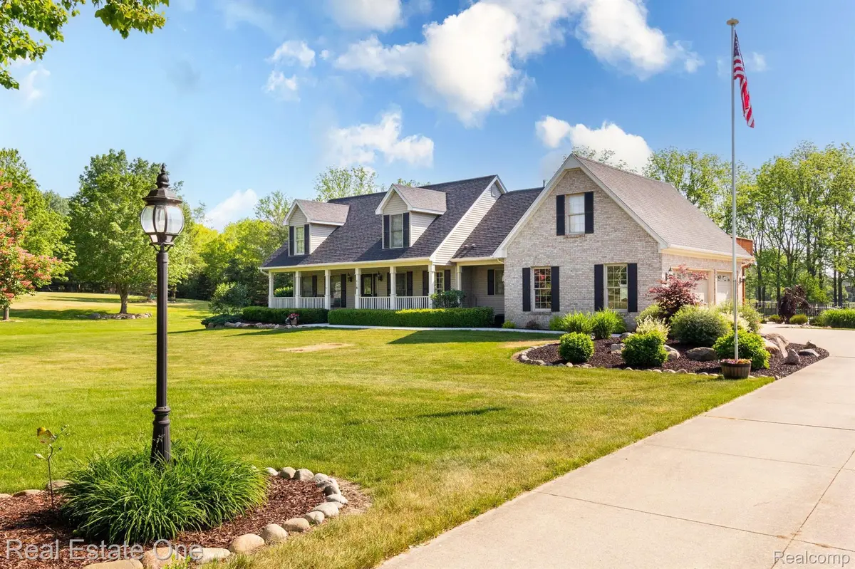 Leonard, MI 48367,118 ADDISON MEADOWS CT