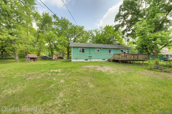 Pinckney, MI 48169,8562 RUSHVIEW DR