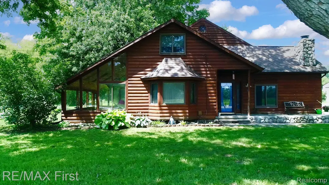 63621 HAVEN RIDGE RD, Lenox, MI 48050